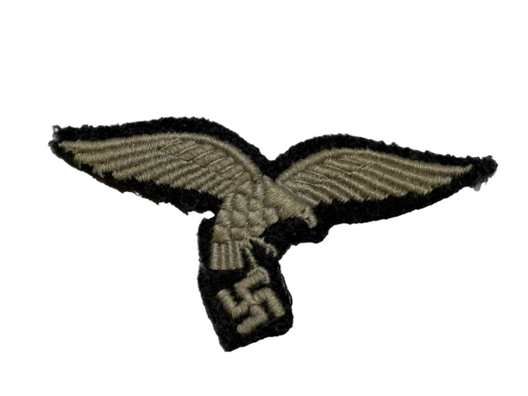 German Luftwaffe Early breast eagle ‘droop tail’